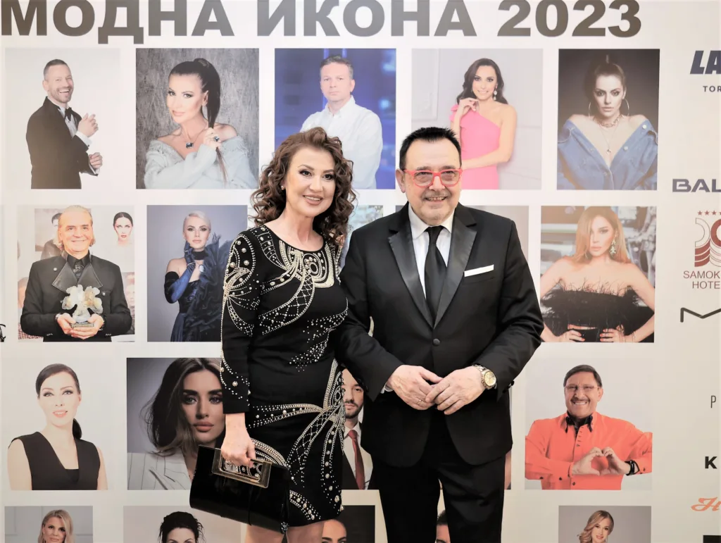 Проф. Любомир Стойков заедно с Илиана Раева. Фото: © Академия за мода / Ромео Чолаков