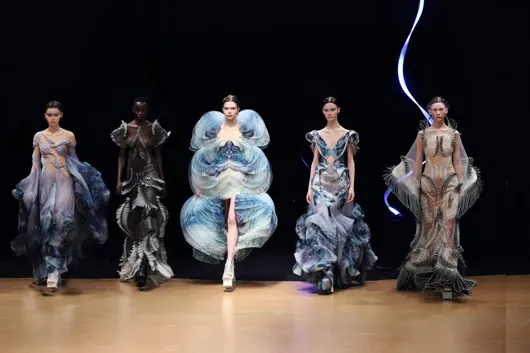 Колекция на Айрис ван Херпен.
Фото: © Iris van Herpen