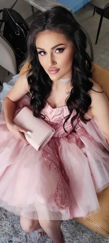 Дебора Михайлова облечена в Ivette Bianchi. Фото: Архив на Ивет Апостолова