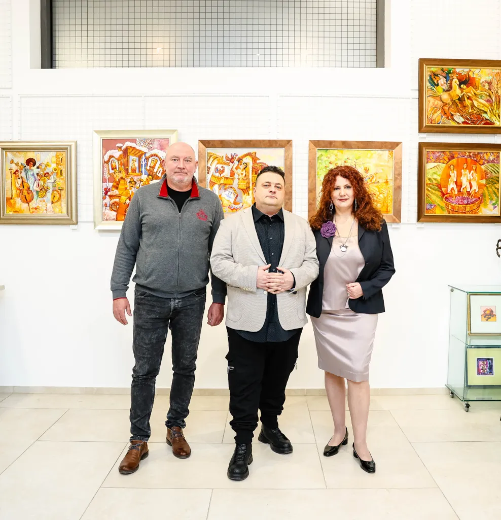 Вили Николов и семейство Банови. Фото: Алма комуникация / Петър Станев