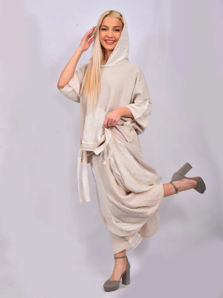 Аутфит от колекцията на Аксел Харди за пролет 2025. Модел: Зари Баждарова – Мис Търновград
Фото: Нено Вълковски