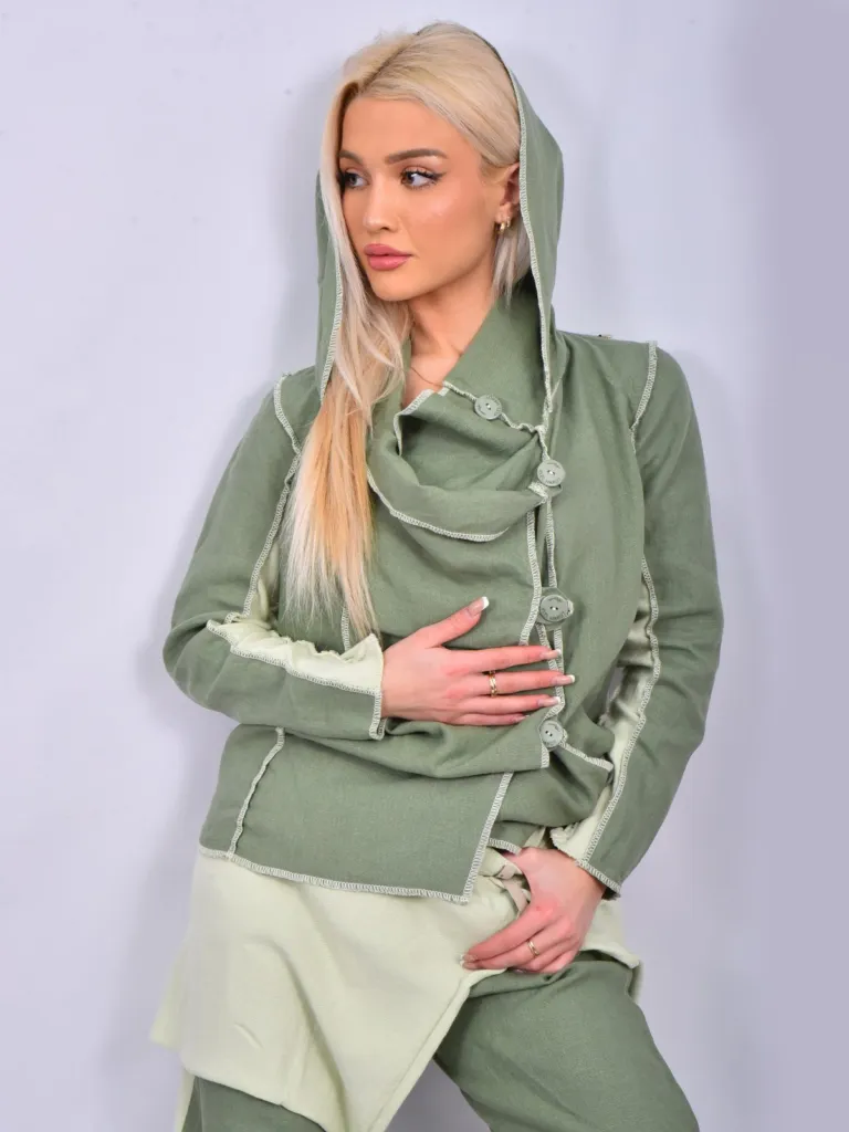 Модел от колекцията на Аксел Харди за пролет 2025. Фото: Нено Вълковски Модел: Зари Баждарова – Мис Търновград