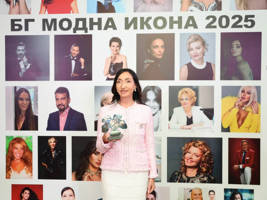 Елена Кристиано – носител на приза „БГ модна икона 2025“ в категория „Бизнес и мода“. Фото: Академия за мода / Петър Станев