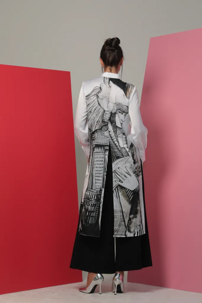 Дълга риза “KAI”. Фото: Костадин Кръстев - Коко