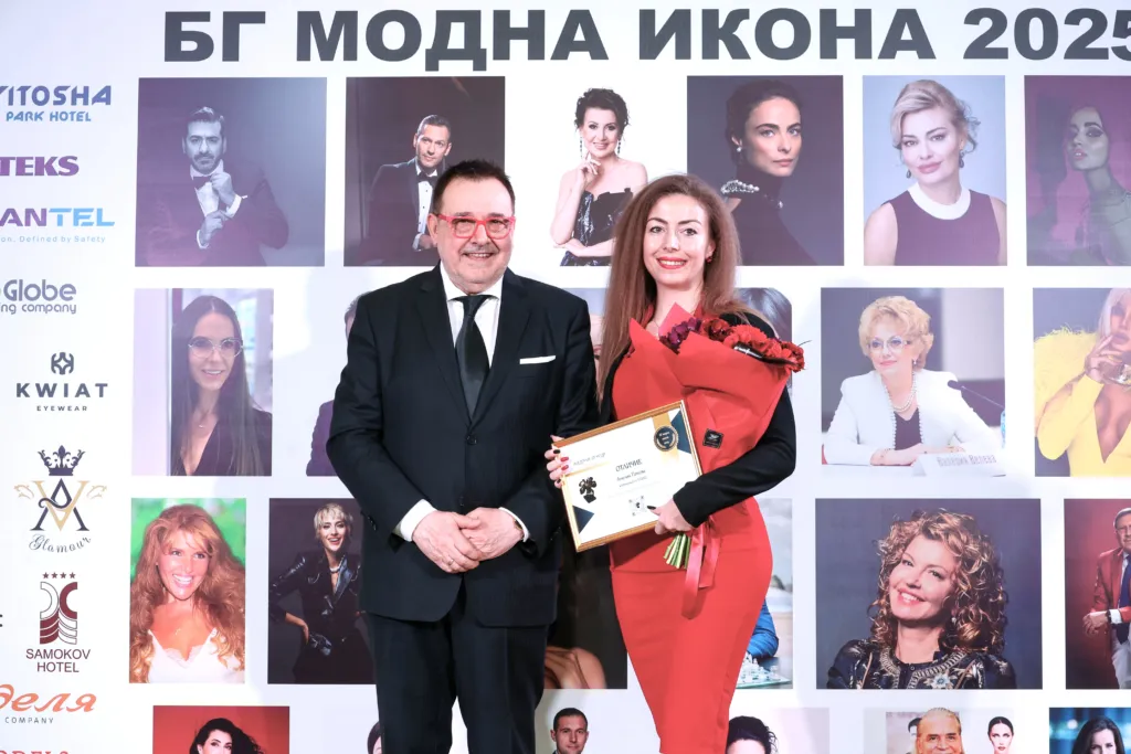 Проф. Любомир Стойков и Анелия Попова – журналист в БЛИЦ, която получи специално отличие за качествена лайфстайл журналистика. Фото: Академия за мода / Хайлайф