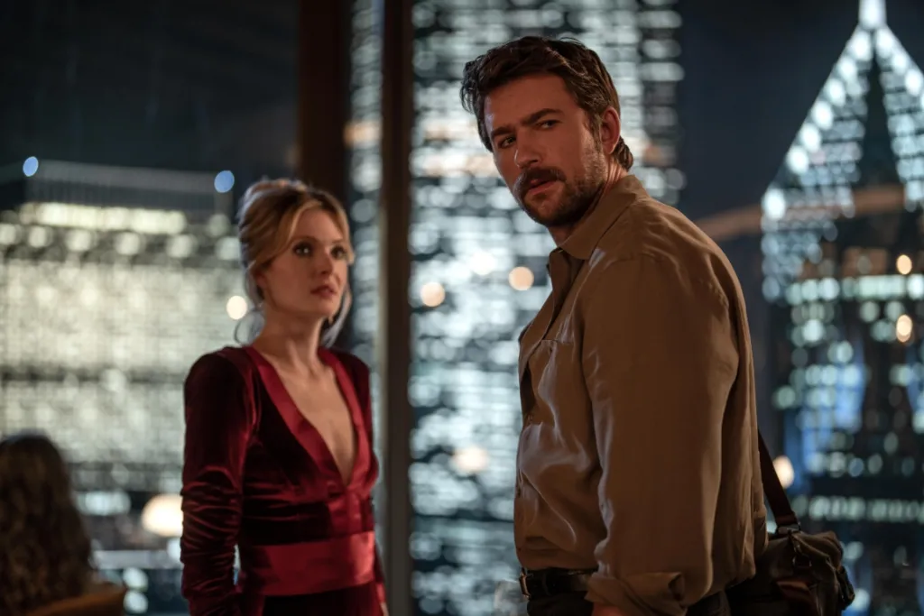 Меган Фахи и Брандън Скленар в „Смъртоносно известие“. Фото: Bernard Walsh/Univ - © 2025 Universal Studios. All Rights Reserved.