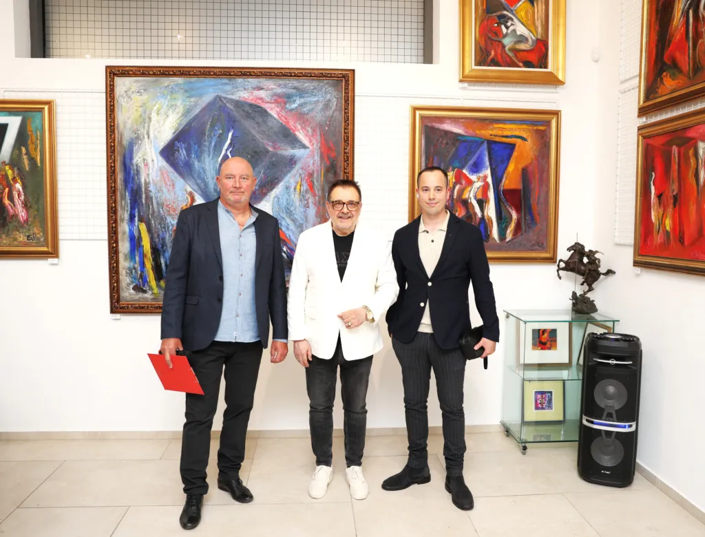 Васил Банов, проф. Любомир Стойков и Енчо Пиронков - младши. Фото: Алма комуникация / Петър Станев