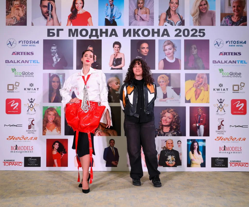 Рим Рамадан и моделът, който представя нейно предложение. Фото: Академия за мода / Хайлайф