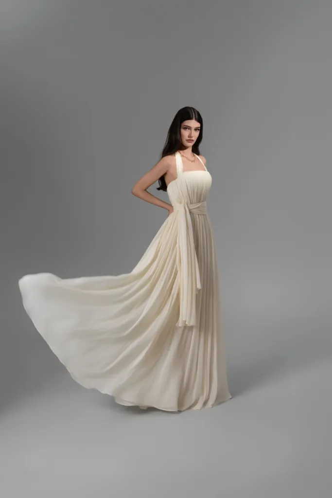 Модел - Стиляна Аспарухова; коса и грим - Bedroom Beauty Studio. Фото: Диан Иванов