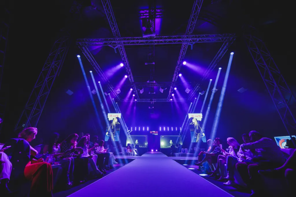 2025-09-26 - CFR - 00143