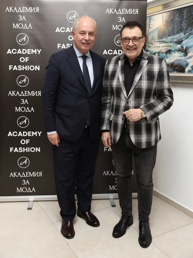 Н.Пр. Марчело Апичела и проф. Любомир Стойков. Фото: Академия за мода / Петър Станев