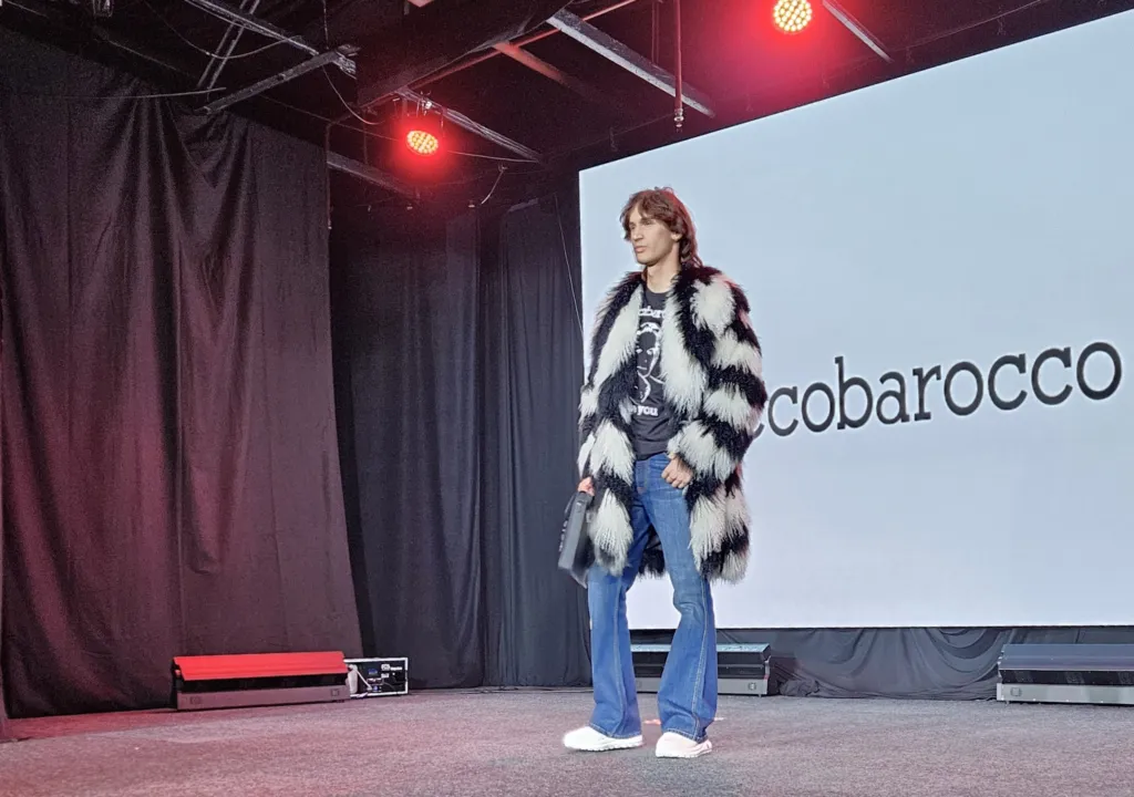 Момент от ревюто висша мода на Роко Бароко. Фото: Академия за мода / Петър Станев