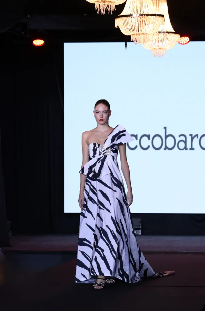 Момент от ревюто висша мода на Роко Бароко. Фото: Академия за мода / Петър Станев