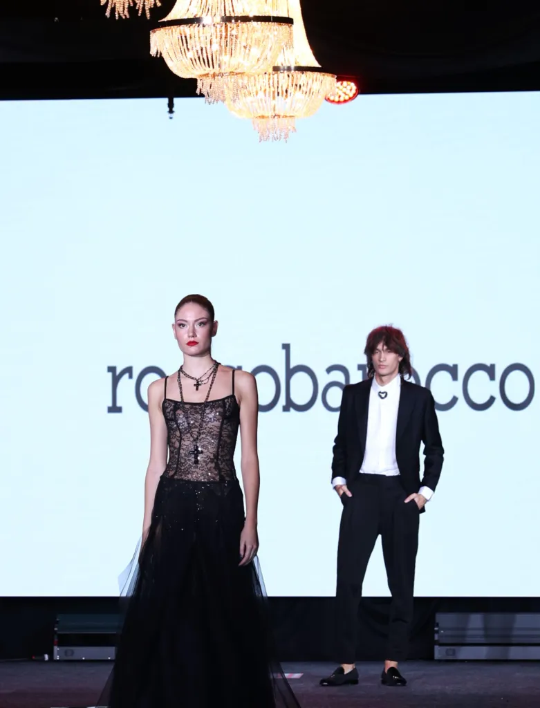 Момент от ревюто висша мода на Роко Бароко. Фото: Академия за мода / Петър Станев