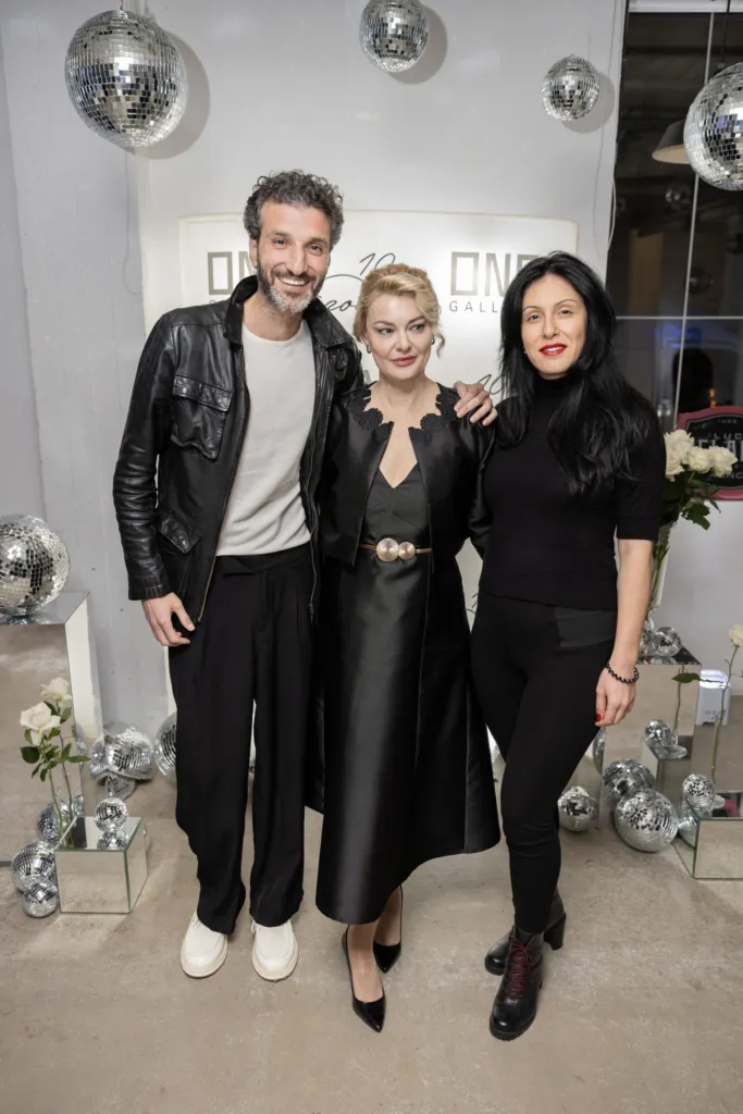 Десислава Зафирова (в средата). Фото: Алма комуникация / Петър Станев