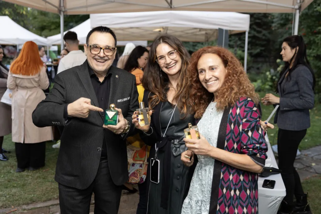 Проф. Любомир Стойков и част от екипа на Alchemista. Фото: Алма комуникация / Петър Станев