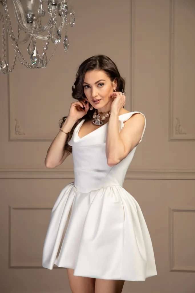 Водещата на „Златна игла 2025“ – Гери Дончева Янков. 
Фото: Костадин Кръстев-Коко