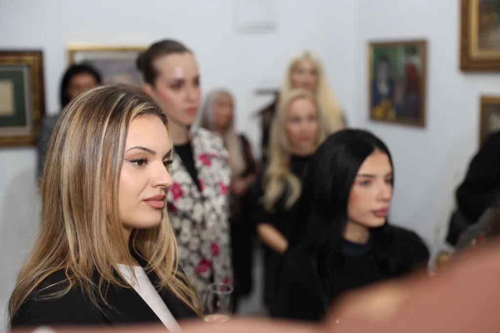 Гости на ONE Gallery. Фото: Алма комуникация / Петър Станев