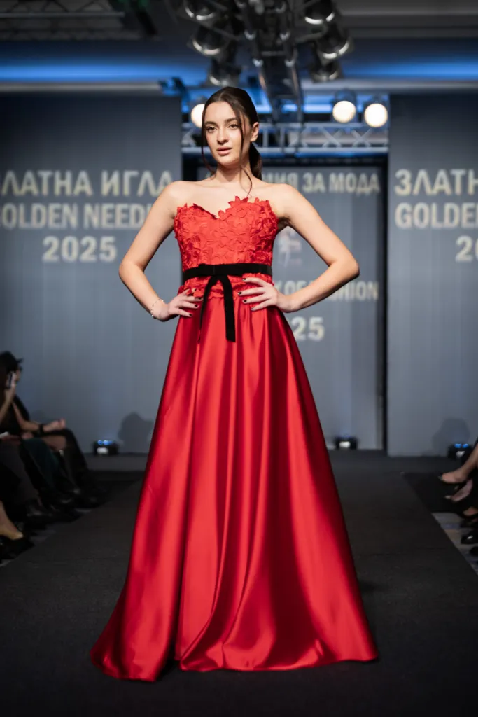 Предложение на модния бранд Ivette Bianchi, с дизайнер Ивет Бианки. Фото: Академия за мода / Петър Станев