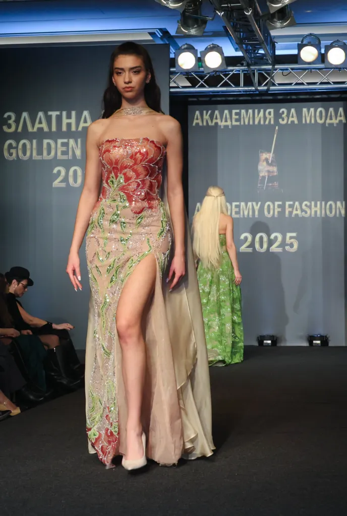 Предложение на модния бранд Paloma Fashion, с дизайнер Поля Кинова. Фото: Академия за мода / Хайлайф