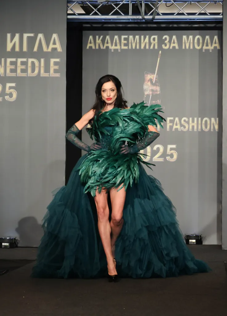 Предложение на модния бранд Radichev, с дизайнер Стоян Радичев. Фото: Академия за мода / Хайлайф