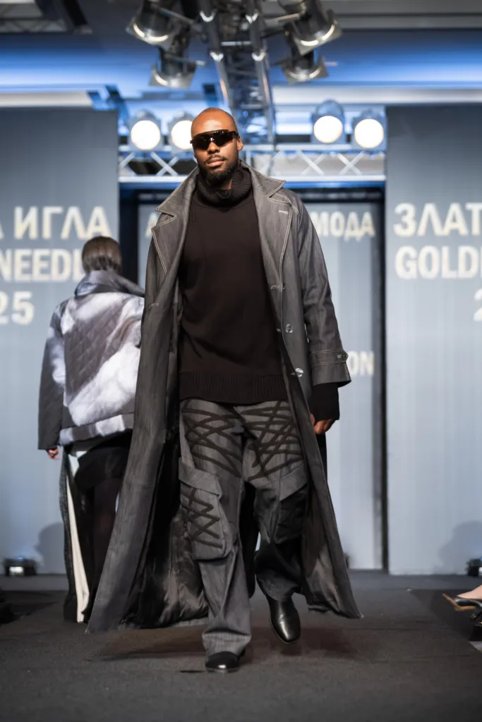 Предложение от модния бранд Edis Pala, с дизайнер Едис Пала. Фото: Фото: Академия за мода / Петър Станев