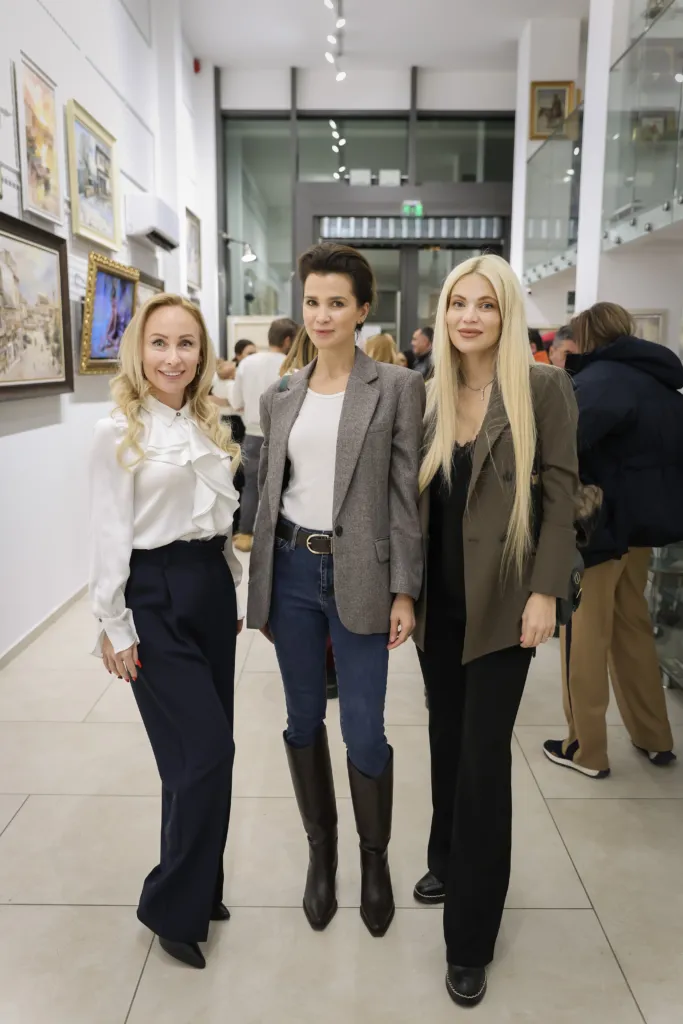 Росица Велкова, Елисавета Стоянова-Гарева и Вероника Стефанова. Фото: Алма комуникация / Петър Станев