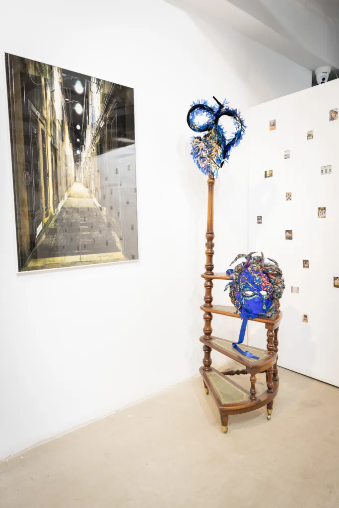 Калейдоскопи на Олимпия Симопулу и маски на Мурицио Пироло.
Фото: Алма комуникация / Петър Станев