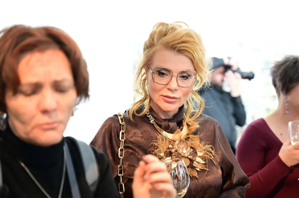 Момент от изложбата „Точки на пресичане“.
Фото: Алма комуникация / Антонио Георгиев