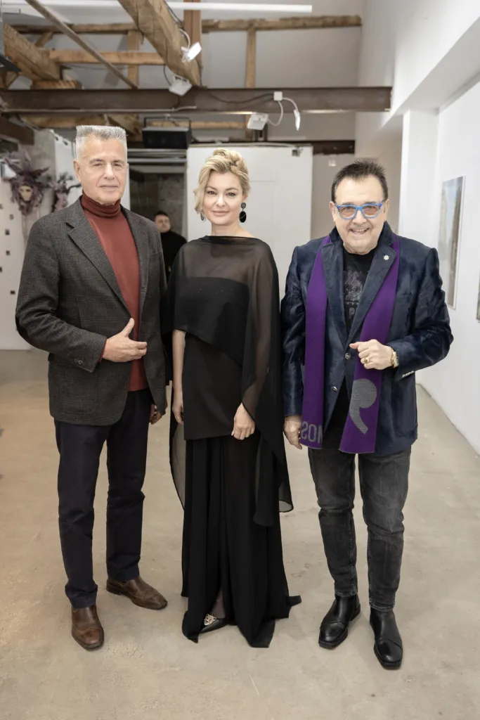 Десислава Зафирова заедно с Красимир Дачев и проф. Любомир Стойков. Фото: Архив на галерията
Фото: Архив на галерията