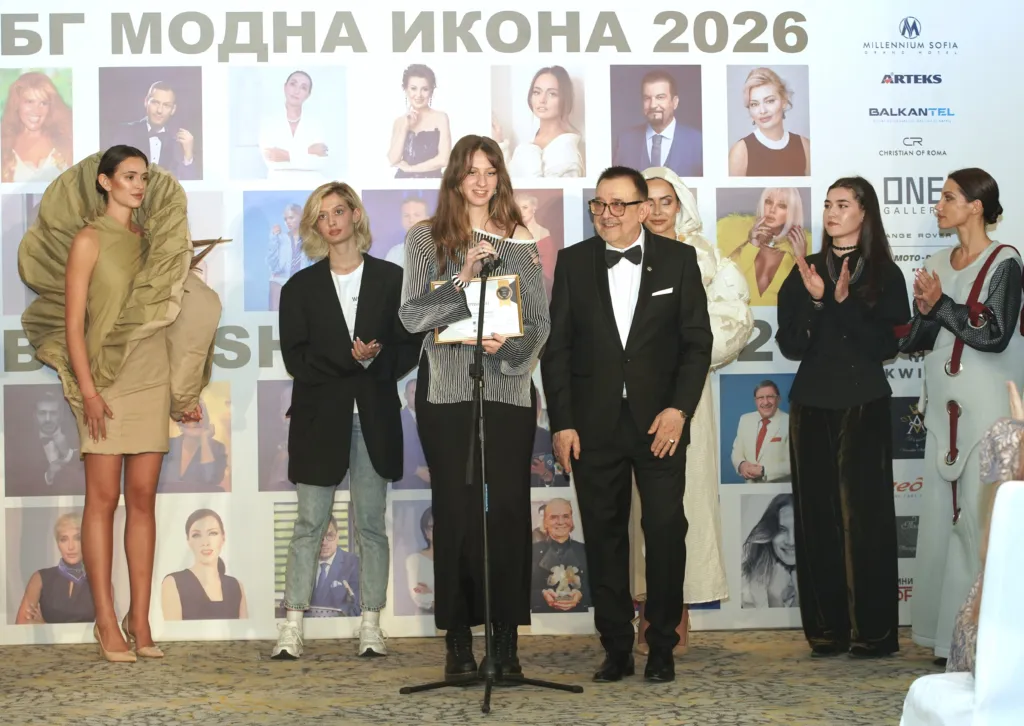 Ачелия Ахмедова -  стипендиантка на Академията за мода – социална мисия „Златна игла 2025”. Фото: Академия за мода / Антон Марков